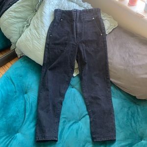 Black high waisted jeans.